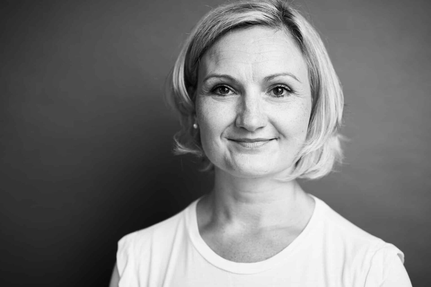 GRAFIKERIN, CARMEN ARMBRUST