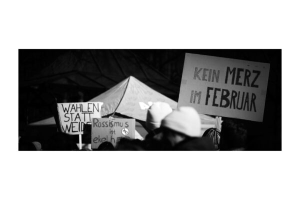 DEMO OFFENBURG, DEMONSTRATION, DEMOKRATIE, DEMOKRATIE BRAUCHT DICH
