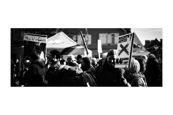 DEMO OFFENBURG, DEMONSTRATION, DEMOKRATIE, DEMOKRATIE BRAUCHT DICH
