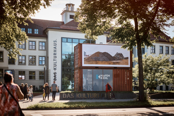 KEHLER BERGE AUSSTELLUNGSERÖFFNUNG, GABRIELE ENGELHARDT, KEHLER HAFEN