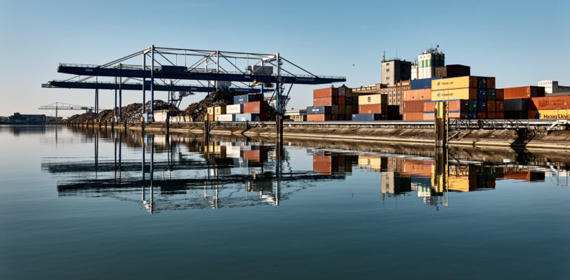 KEHLER HAFEN, TERMINAL KEHL, HAFEN UMSCHLAG, INDUSTRIEFOTOGRAF