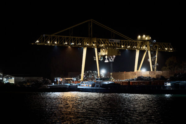 KEHLER HAFEN, TERMINAL KEHL, HAFEN UMSCHLAG, INDUSTRIEFOTOGRAF