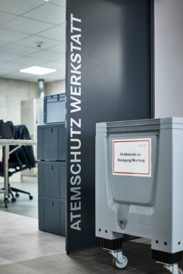 ATEMSCHUTZWERKSTATT EUROPA PARK RUST, WERKFEUERWEHR, MODERNE FEUERWACHE, SICHERHEITSINFRASTRUKTUR