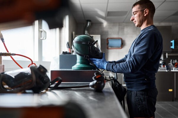 ATEMSCHUTZWERKSTATT EUROPA PARK RUST, WERKFEUERWEHR, MODERNE FEUERWACHE, SICHERHEITSINFRASTRUKTUR